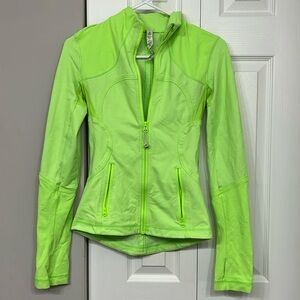 Lululemon Women’s Zip up jacket